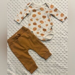 Pumpkin Print Kids One Piece Set (0-3M)